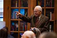 Lecture photo thumbnail 2025 - 31