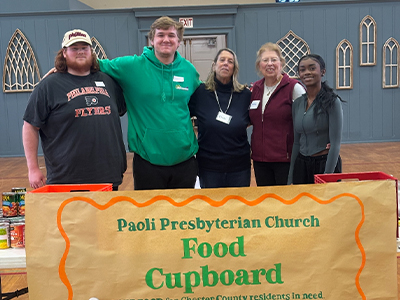 WCU Students at Paoli Food Cupboard