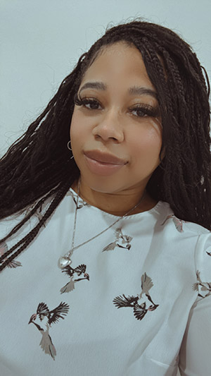 Jayelah Hayes Headshot