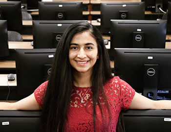 Jasmine Rao Headshot