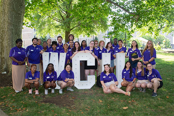 orientation group with WCU letters