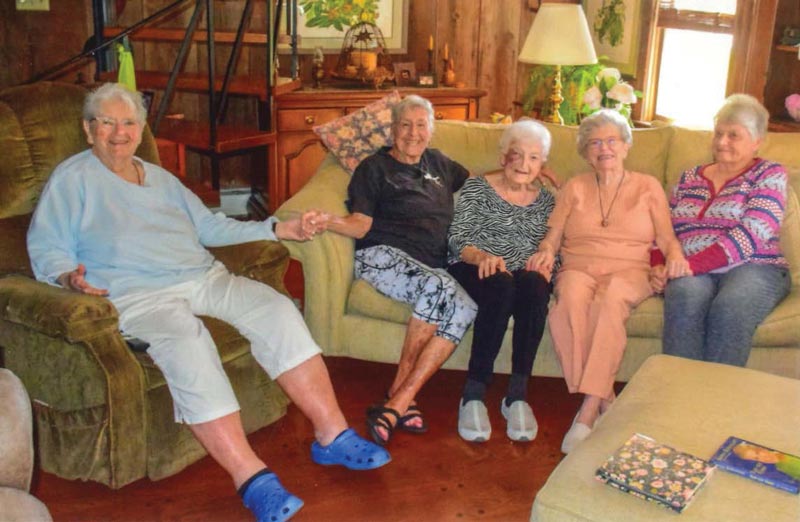 (L-R): Doris Whitelock Woerth, Barbara Cressman, Joan Gentzler Jones, Hazel Hendren Rectanus, and Karlene F. Attick.